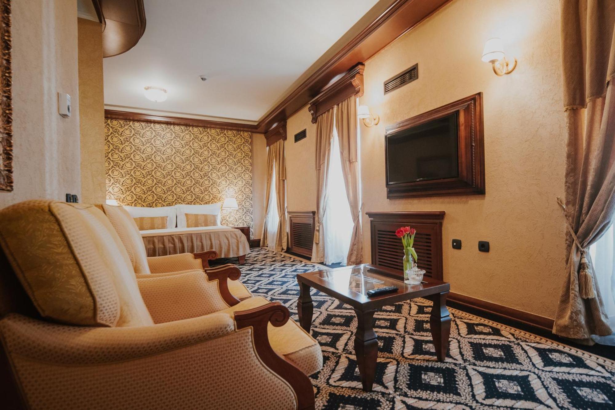 Historic Boutique Hotel Cattaro Екстериор снимка