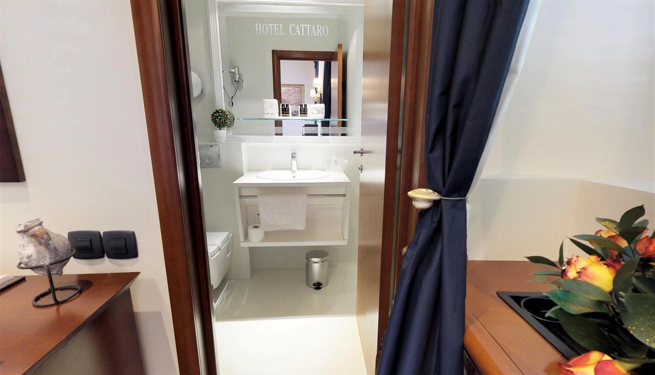 Historic Boutique Hotel Cattaro Екстериор снимка