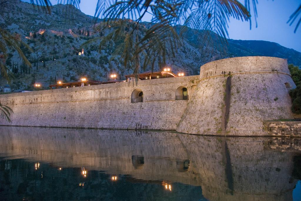 Historic Boutique Hotel Cattaro Екстериор снимка